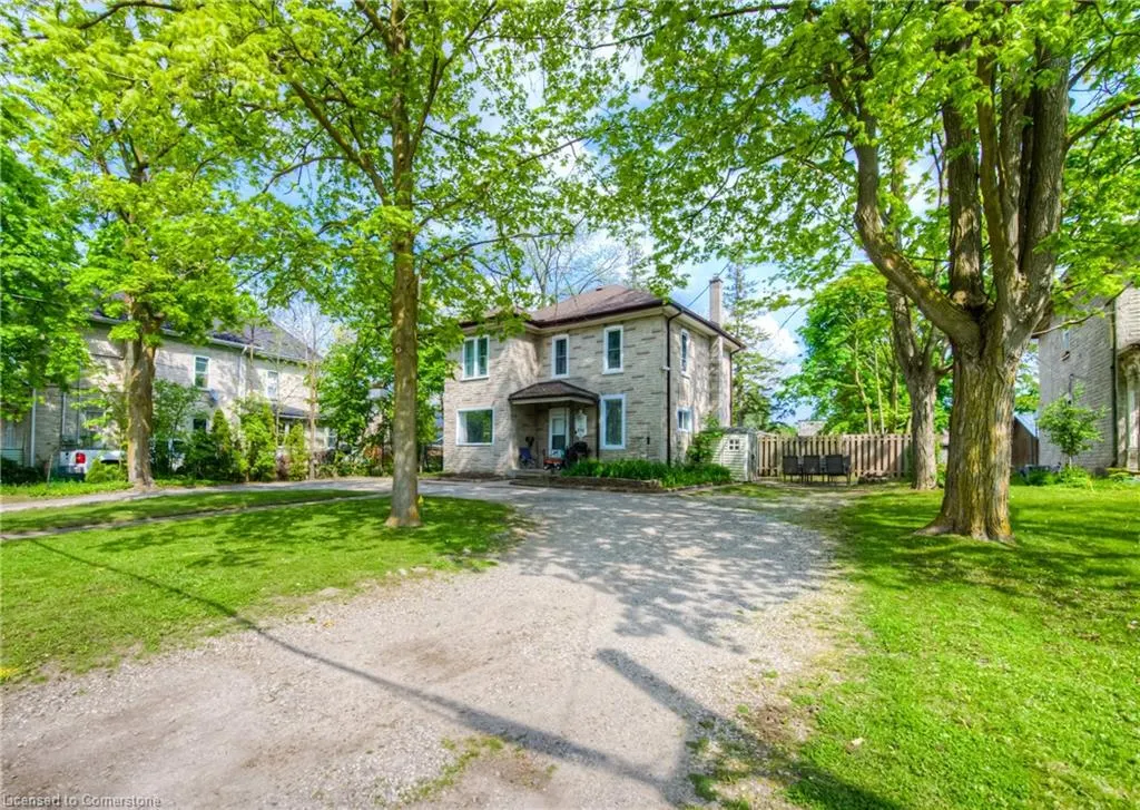 332 Queen Street W