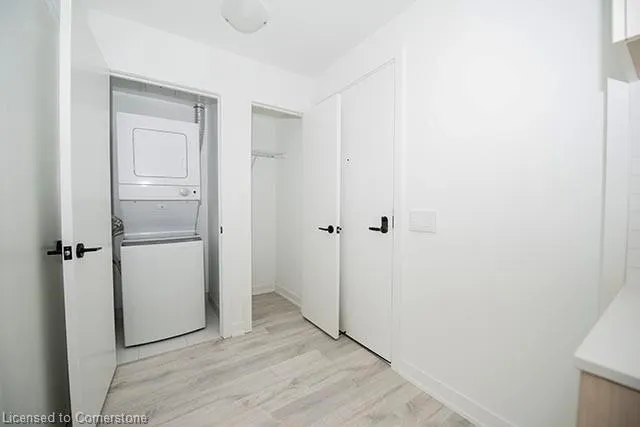 215 Lakeshore Road W, #345