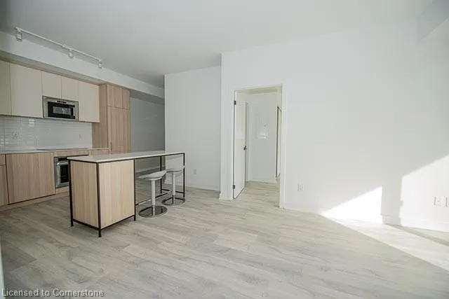 215 Lakeshore Road W, #345