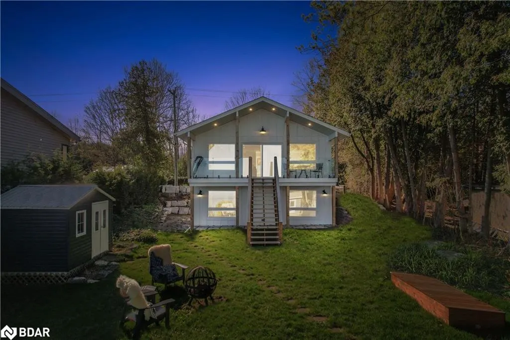 2371 Lakeshore Road E
