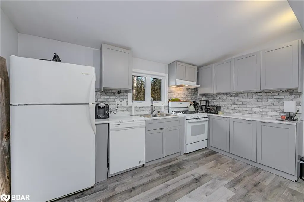 7 60th Street S