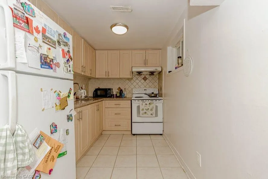4231 Sugar Bush Road