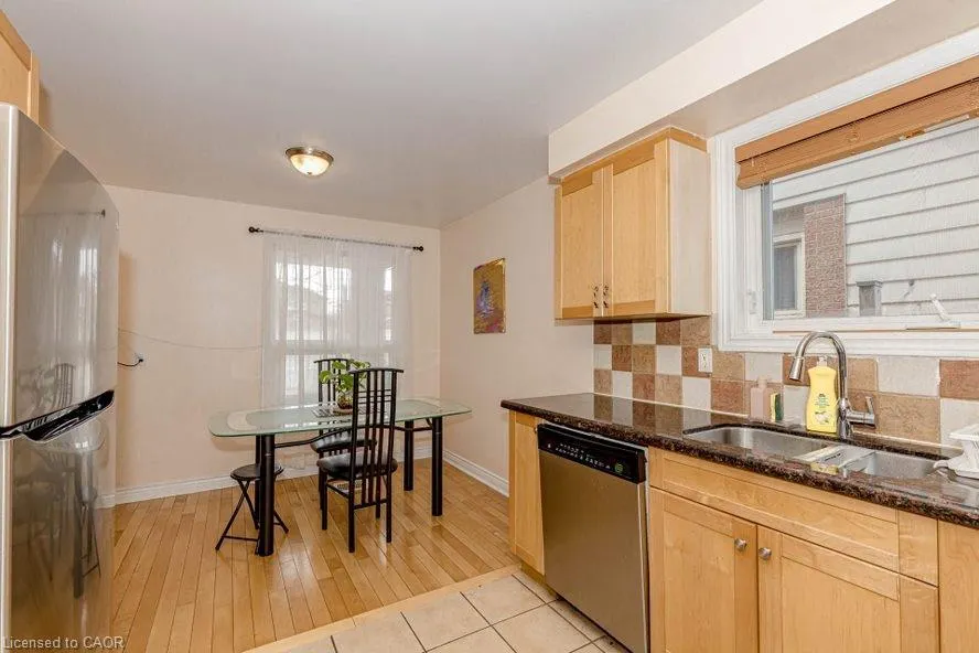 4231 Sugar Bush Road