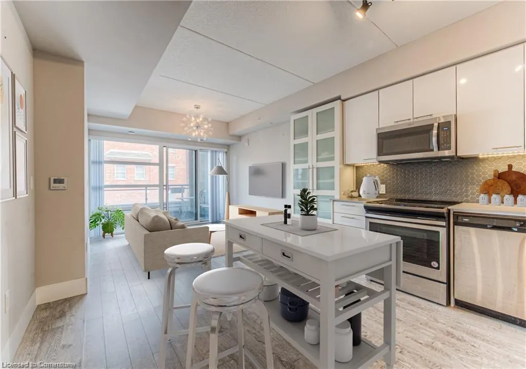 15 Prince Albert Boulevard, #210