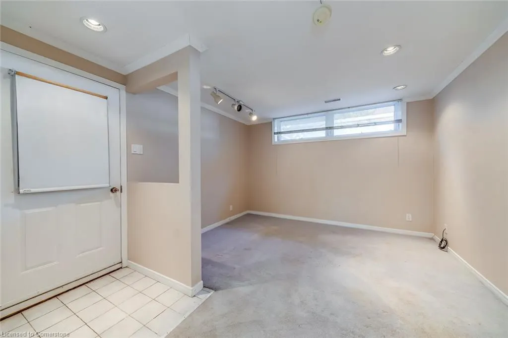 494 Chartwell Road