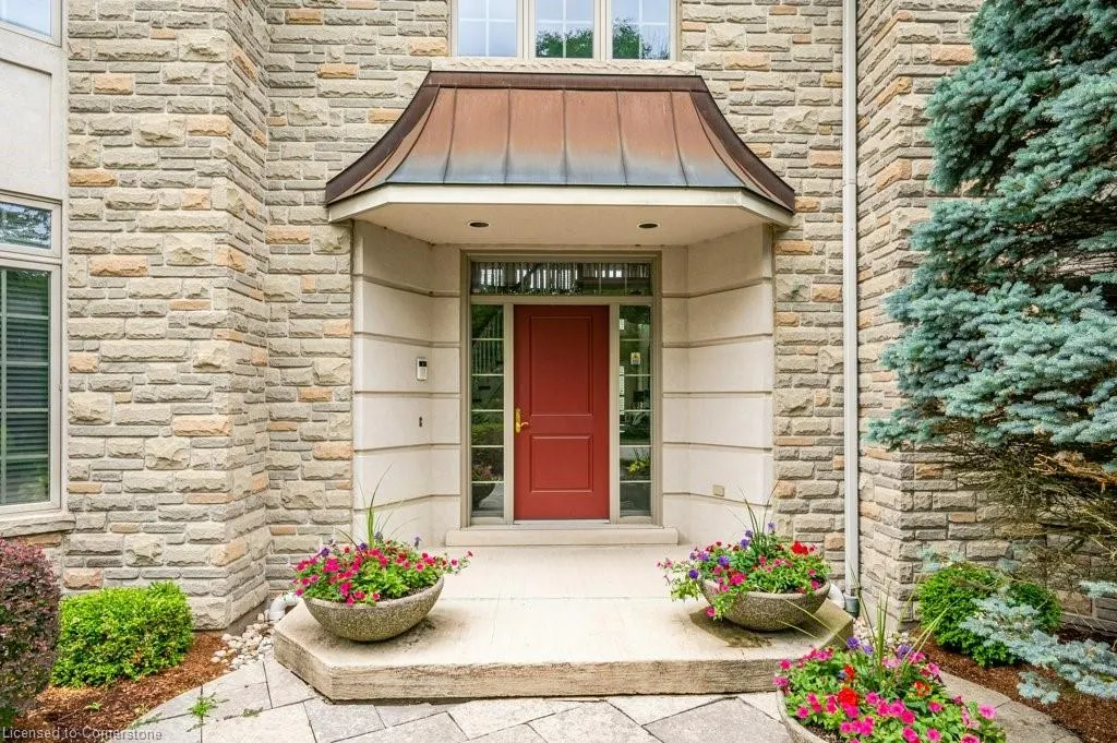 338 River Oak Place