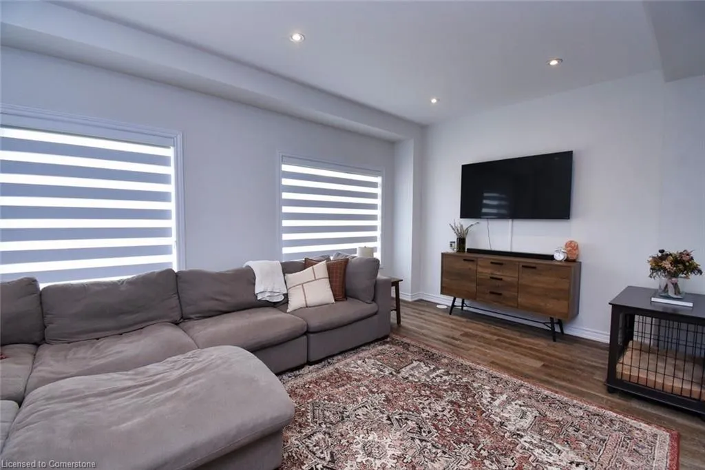 187 Wilson Street W, #4