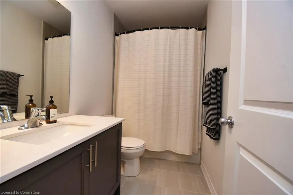 187 Wilson Street W, #4