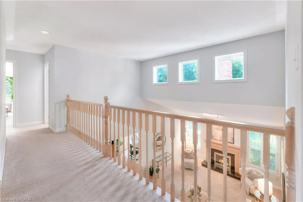 19 Huntingwood Court