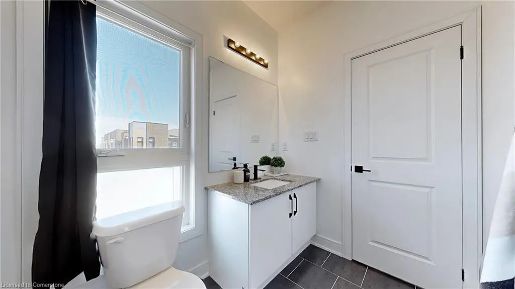 2497 Littlefield Crescent Crescent