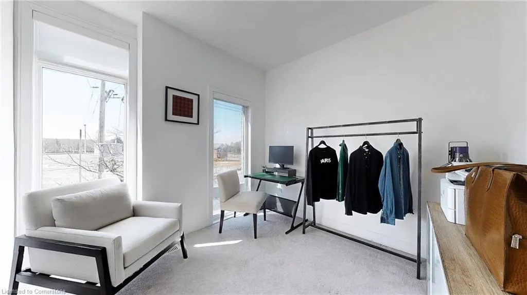 2497 Littlefield Crescent Crescent