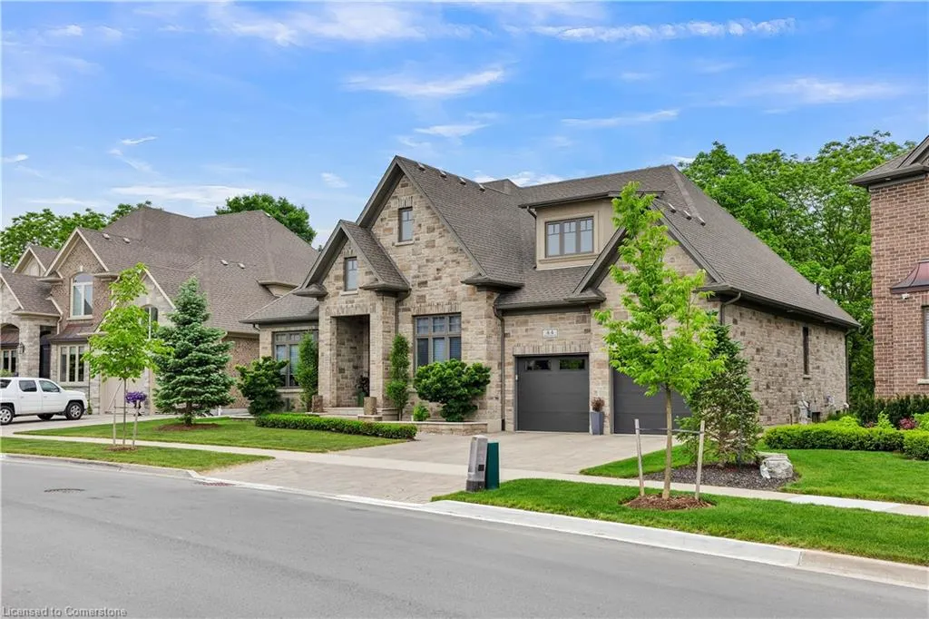 44 Pioneer Ridge Drive