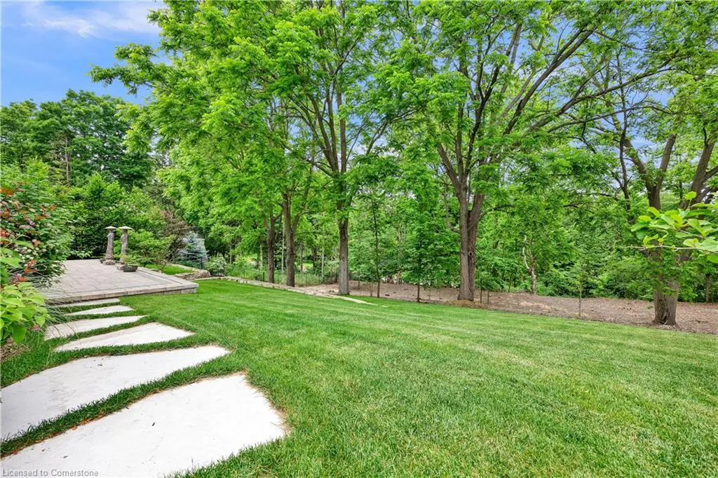 44 Pioneer Ridge Drive