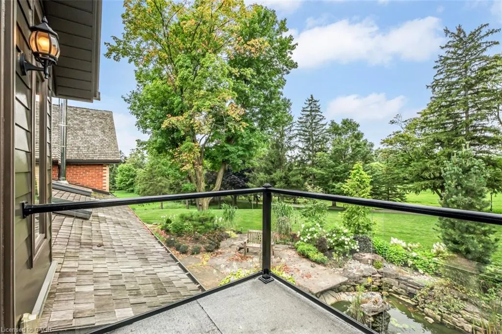 1399 Safari Road