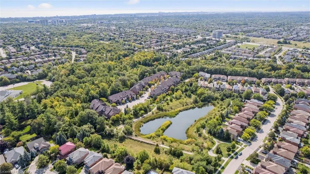 300 Ravineview Way, #33