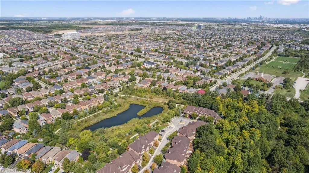 300 Ravineview Way, #33