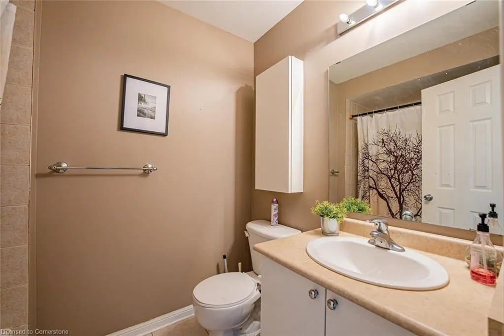 2270 Britannia Road W, #18