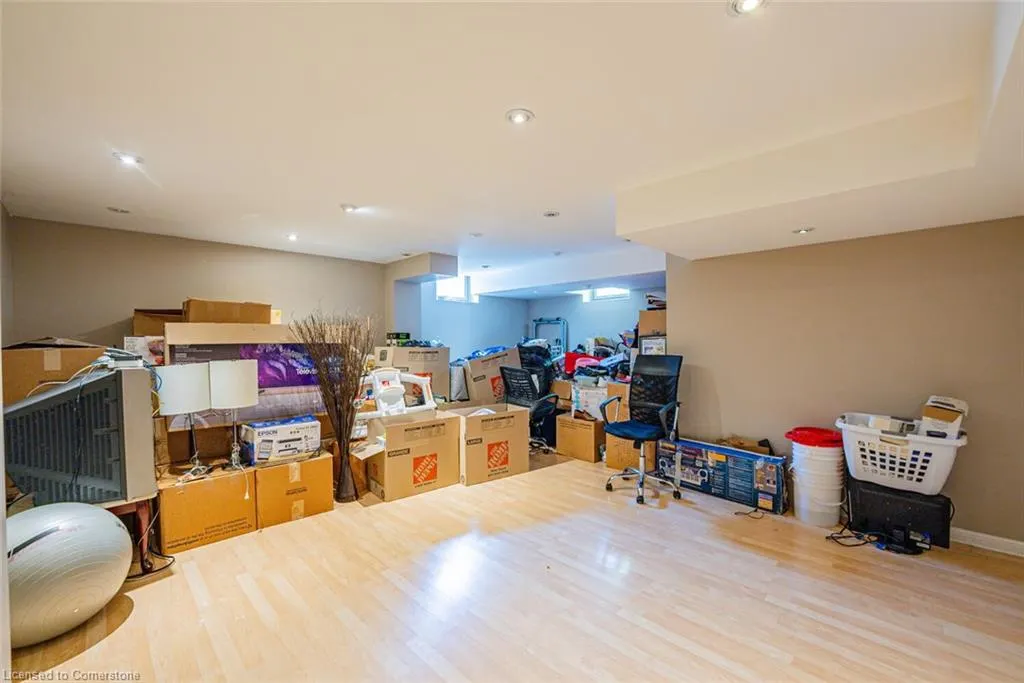 2270 Britannia Road W, #18