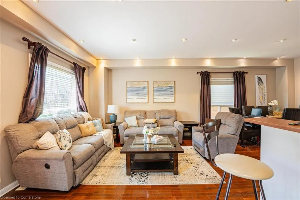 2270 Britannia Road W, #18