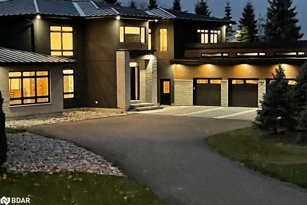 57 Glenhuron Drive