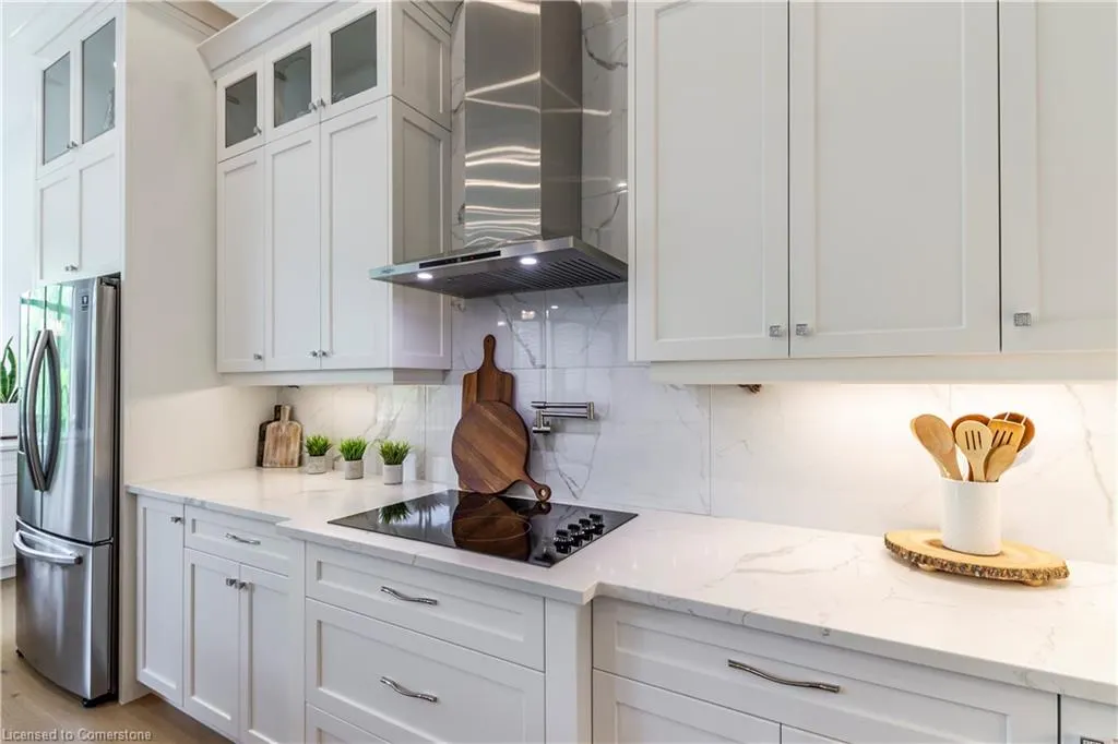 670 Bishopsgate Road, #9