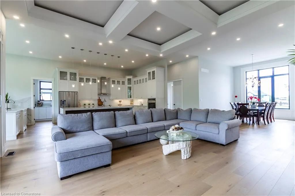 670 Bishopsgate Road, #9