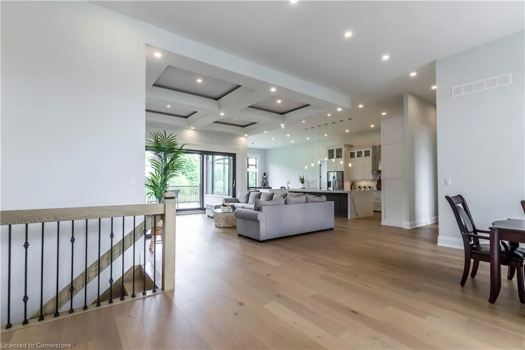 670 Bishopsgate Road, #9
