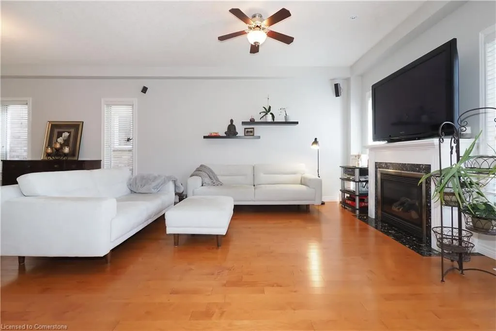 15 Treeview Drive