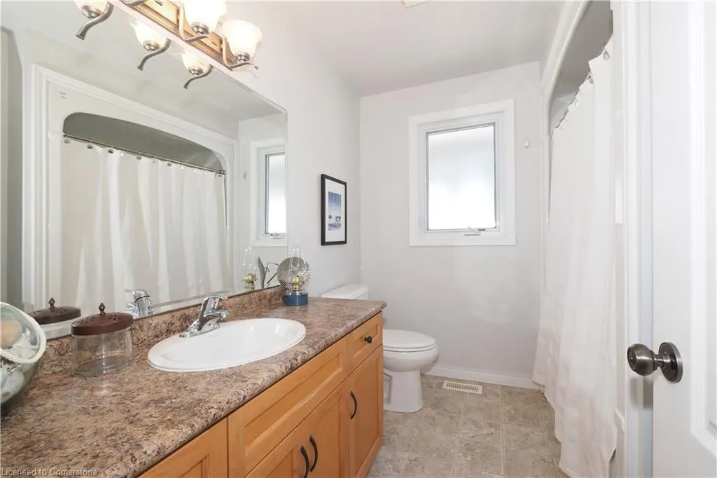 15 Treeview Drive