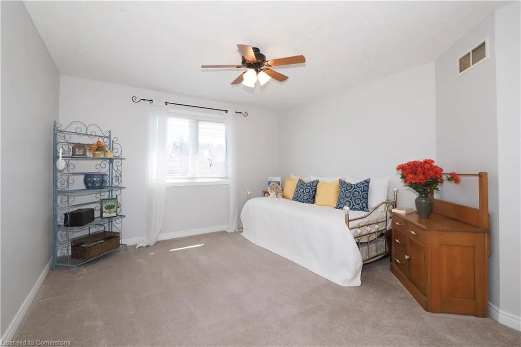 15 Treeview Drive