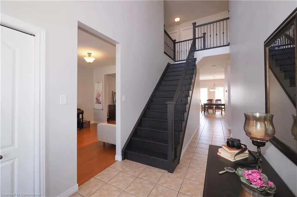 15 Treeview Drive
