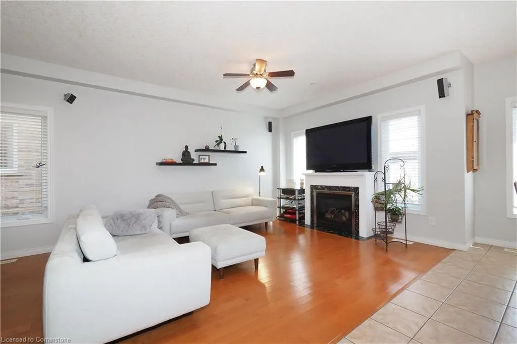 15 Treeview Drive
