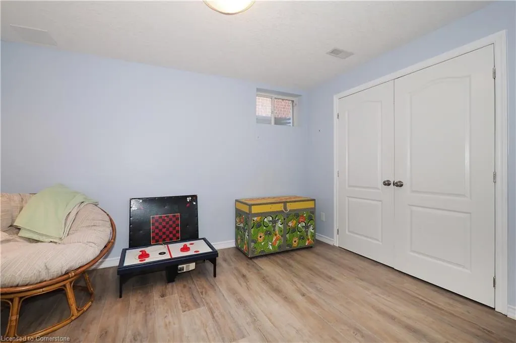 15 Treeview Drive