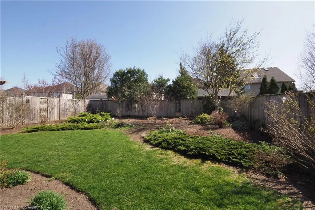 15 Treeview Drive