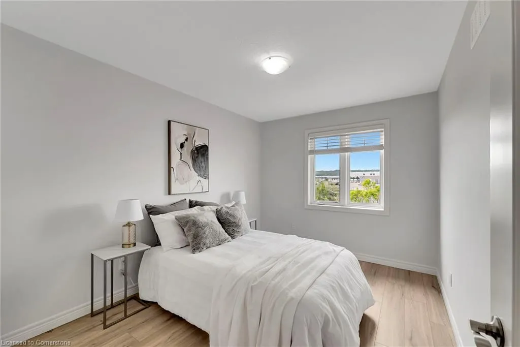 98 Shoreview Place, #18