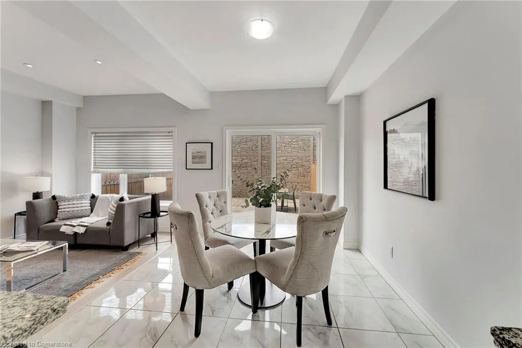 98 Shoreview Place, #18