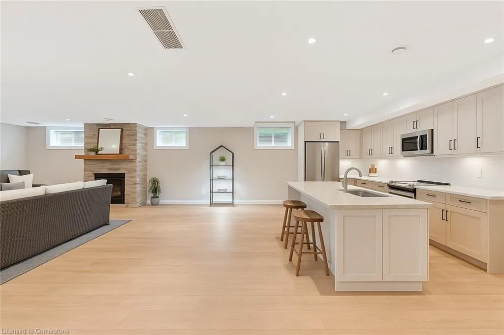 500 Fox Cove Place