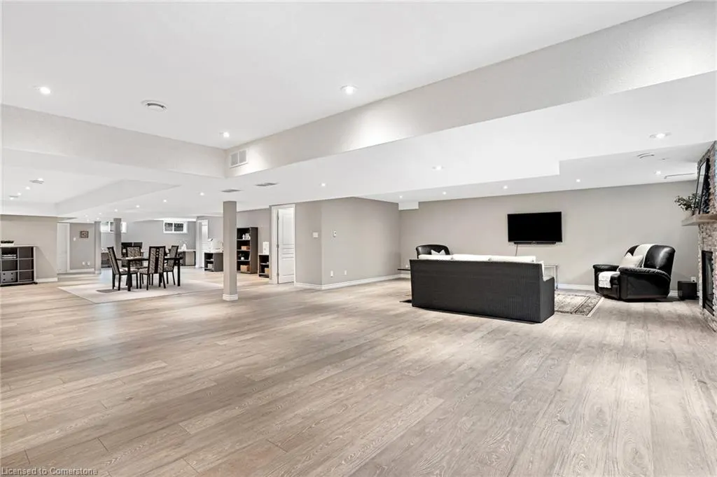 500 Fox Cove Place