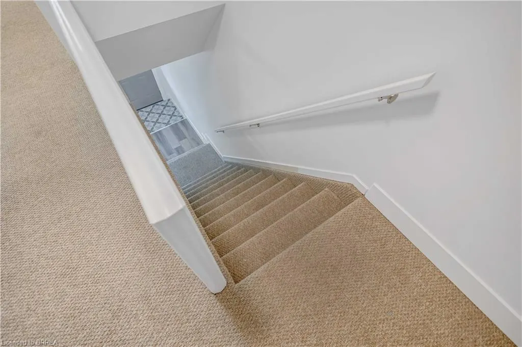 34 Oakhill Drive, #20B
