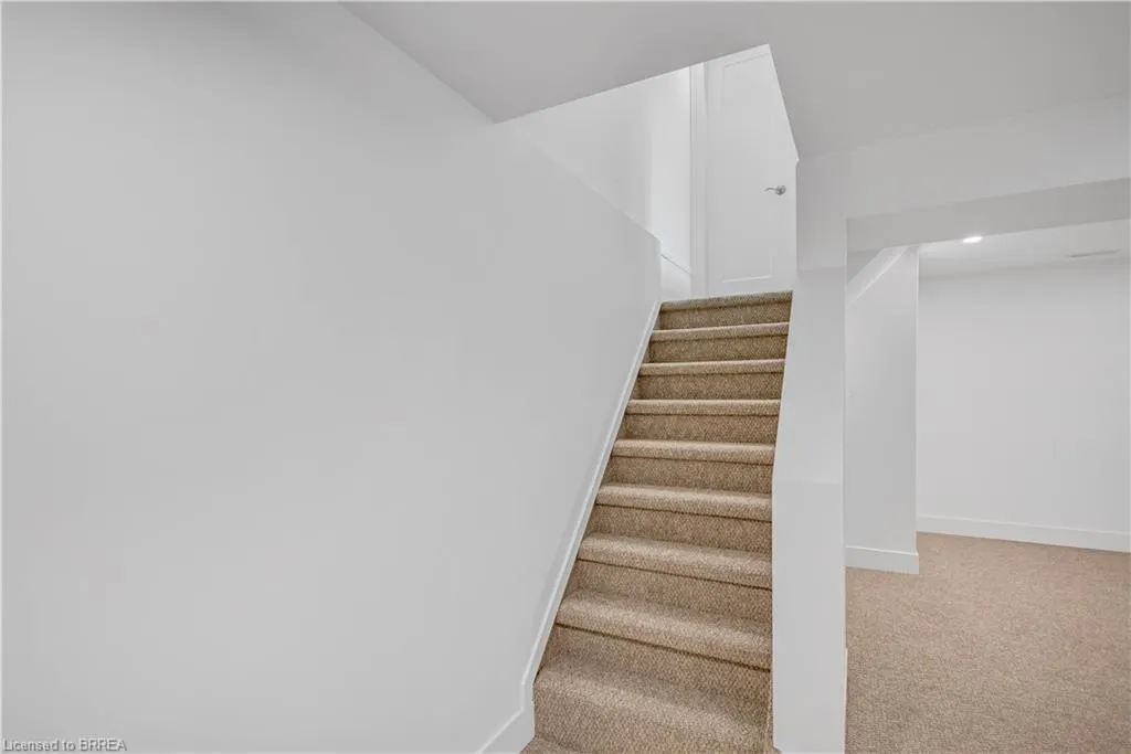 34 Oakhill Drive, #20B
