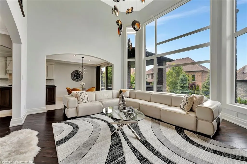 537 Deer Ridge Drive