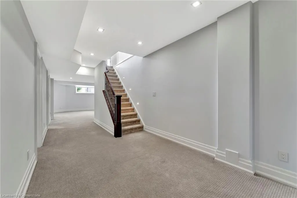 537 Deer Ridge Drive