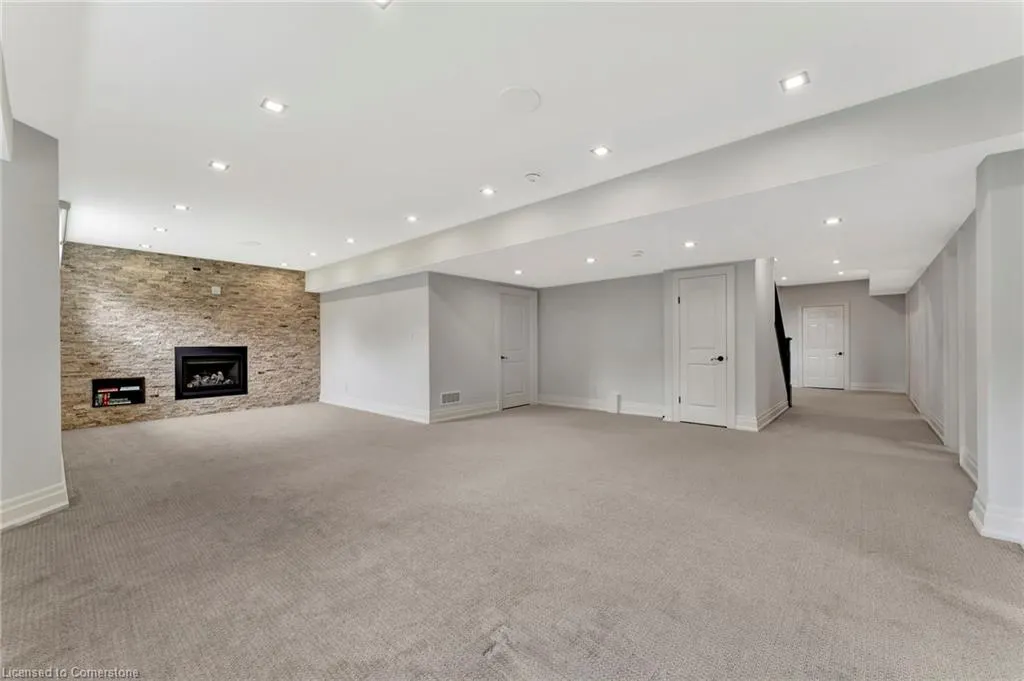 537 Deer Ridge Drive