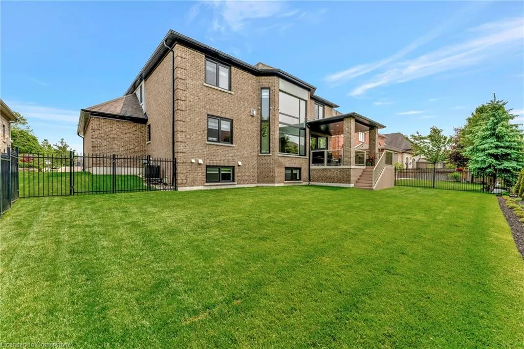 537 Deer Ridge Drive