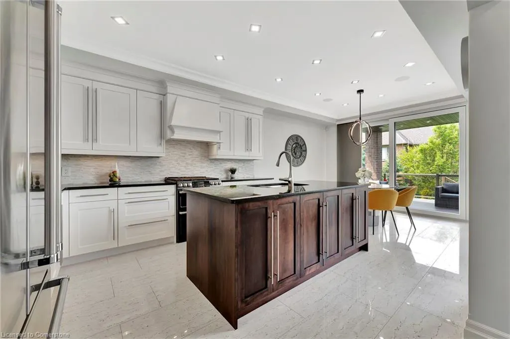 537 Deer Ridge Drive