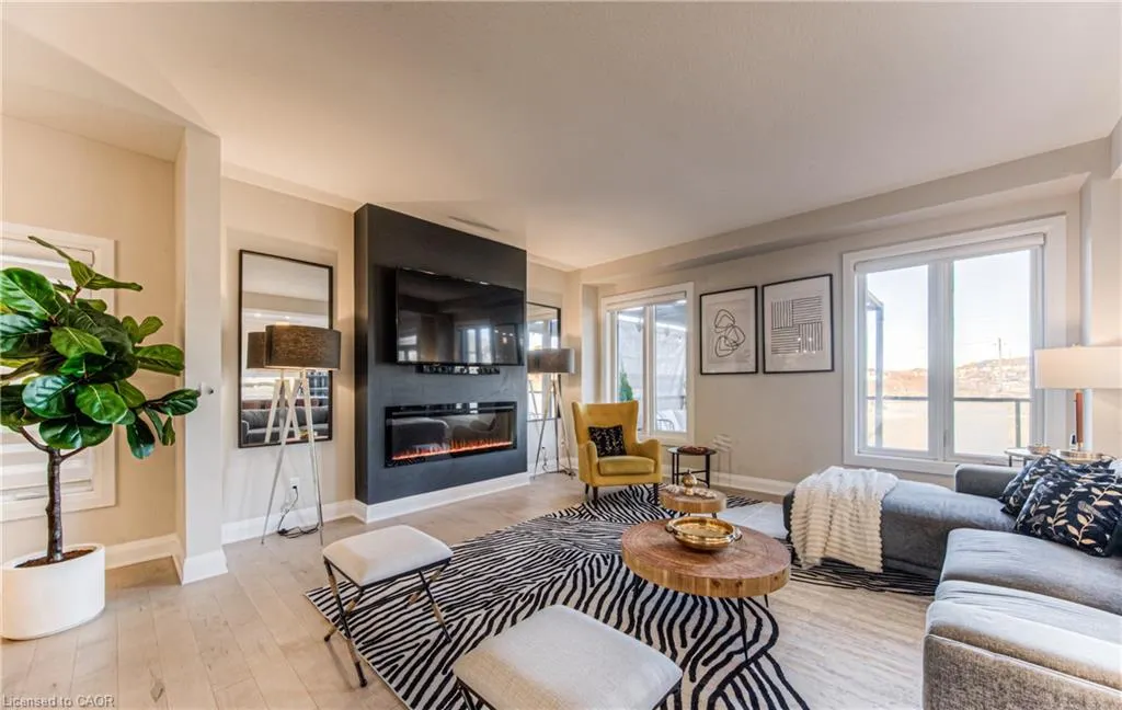 904 Thomas Pedder Court