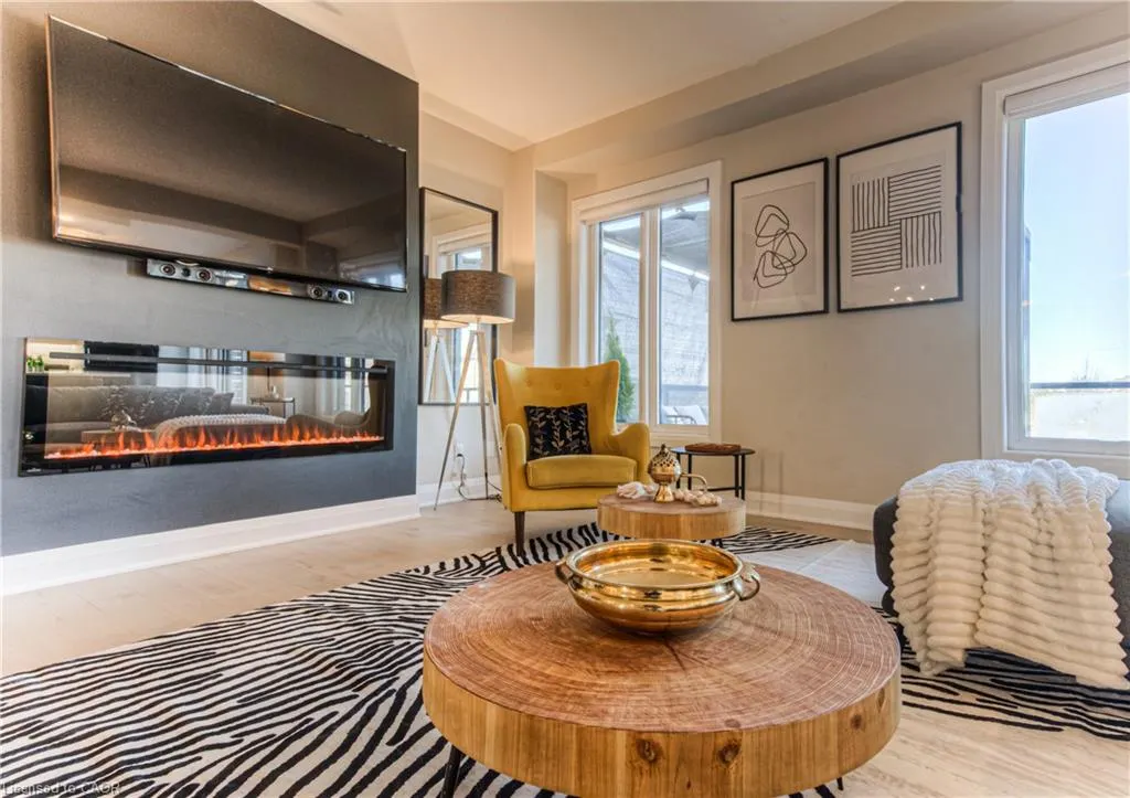 904 Thomas Pedder Court