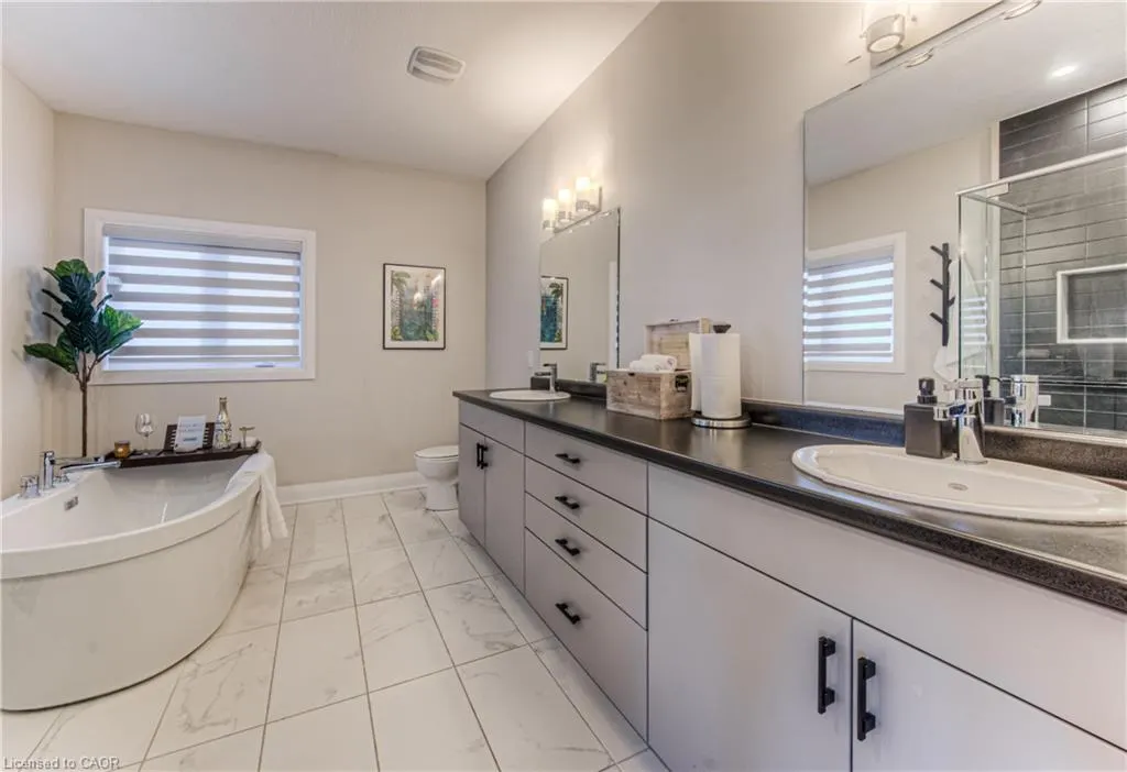 904 Thomas Pedder Court