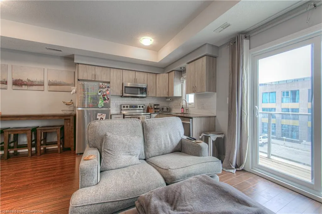 1430 Highland Road W, #19A