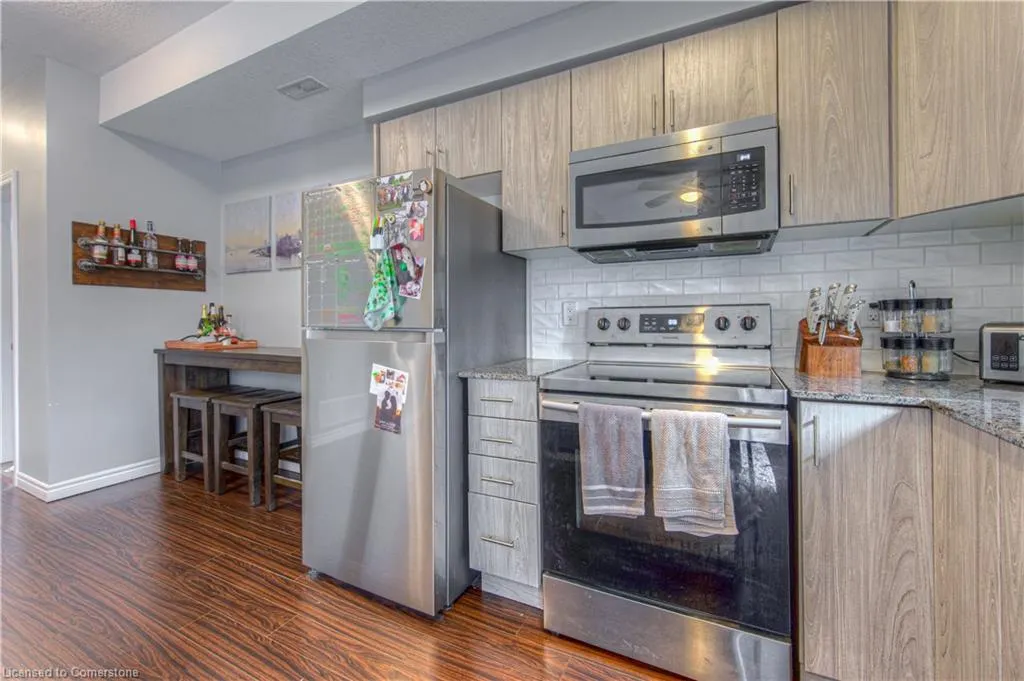 1430 Highland Road W, #19A